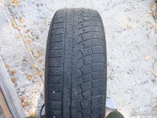 Pneu 215/60 R17 - 2