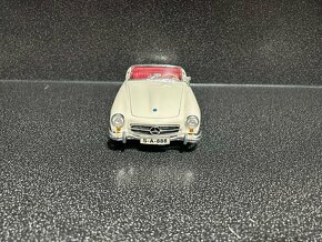 Mercedes Benz 190 SL 1:18 - 2