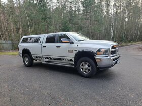 Dodge Ram 3500 - 2