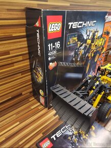 Lego technic 42030 - 2