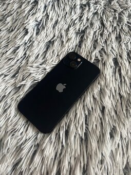 iPhone 13 256 GB černý - 2