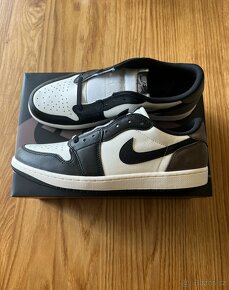 Air Jordan 1 Low OG "Mocha" - 2