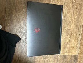 MSI herní notebook - 2