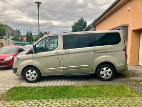 Ford Tourneo Custom Titanium 2.2 - 2