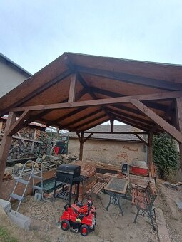 Pergola 4,5 x  3.8 m z hranolů

 - 2