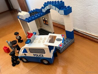 Lego DUPLO - 5602 - Policejní stanice - 2