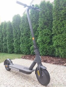 Elektrokoloběžka Xiaomi mi scooter 1S - 2