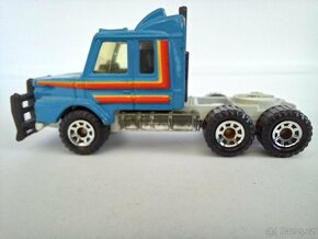 MATCHBOX CONVOY - SCANIA T142 - POZRI DETAILNÉ FOTO - 2