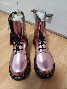 Úplně nové boty Dr. Martens velikosti 36 - 2