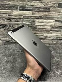 iPad 6 2018 32GB Space Gray se SIM - 2