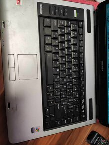 15,4" Toshiba satellite a105-s2071 , 2gb ram , 640 gb hdd - 2