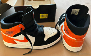 Nike Air Jordan tenisky pro mládež MID vel. 40 - 2