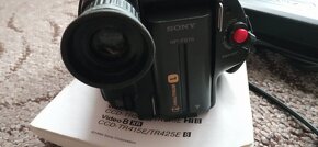 VIDEOKAMERA SONY HANDYCAM CCD-TR713E HI 8 - 2