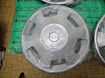 13" kryty kol (poklice) sada 4kusů Opel Corsa B, Tigra A - 2