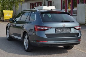 Škoda Superb 2.0 TDI Style DSG Navi kombi 78 650km TOP STAV - 2