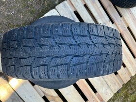 Zimní pneumatiky na dodávku Nokian 205/75R16C 107/105T - 2