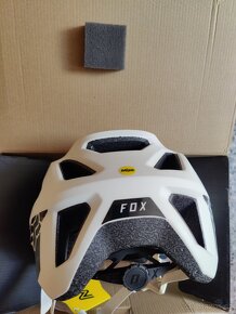 Cyklisticke helmy FOX Mainframe Helmet Trvrs - bone - 2