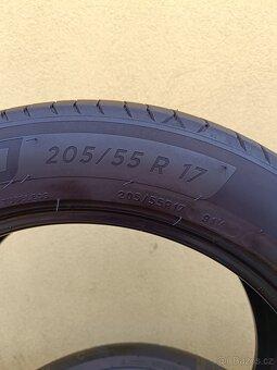 4ks letni 205/55/17 michelin - 2