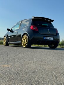 Renault Clio 3 rs 197 - 2