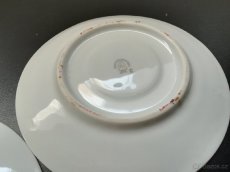 Porcelánové hrníčky s talířky - 2