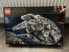 LEGO Star Wars 75257 Millennium Falcon - 2