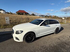 Mercedes Benz E 400 4 Matic - 2