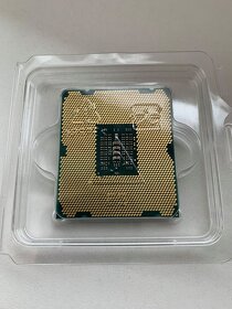 Plně funkční CPU - Intel Xeon E5-1620 socket LGA2011 - 2