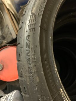 225/40 Bridgestone letní - 2