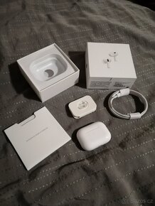 Apple AirPods Pro 2 - 2