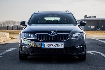 Škoda Octavia Combi 2.0 TDI RS DSG - 2