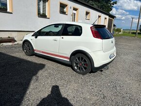 Fiat Grande Punto Abarth - 2