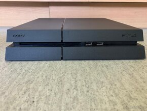 PlayStation 4 500GB s originálním ovladačem - 2