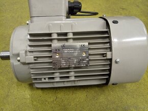 zánovní elektromotor 230V, 1.5kW , 2850ot./min - 2