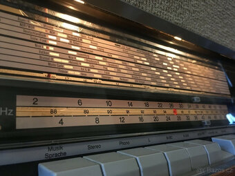 SABA FREIBURG FULLY AUTOMATIC 15 STEREO, lampové rádio s ves - 2