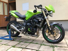 Street Triple 675 (R) - 2