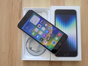 APPLE iPhone SE 2022 128GB White - ZÁRUKA - TOP STAV-100%bat - 2