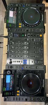 2x CDJ-2000 + 1x DJM-850 - 2