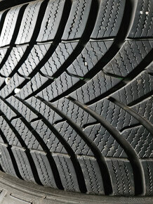 215/50R17 95V XL Kleber Krisalp HP3 - 2