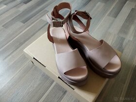 Leather flatforms - kožené sandály na platforme, velikost 38 - 2