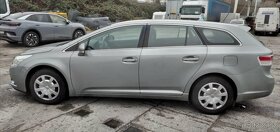 Toyota Avensis T27 kombi Life 1,6 16V 2011 130t.km TOP STAV - 2