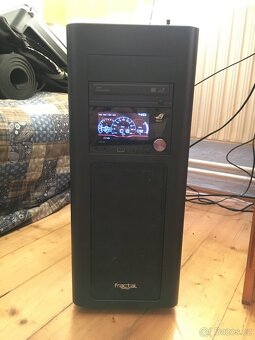 PC - GTX 1080 TI, I7 6700K, 32 GB RAM - 2