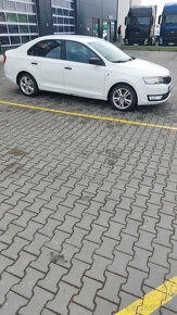 Škoda Rapid 1.6 Tdi - 2