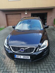 VOLVO XC60 AWD 2.4 D5, 136kW, pětiválec - 2