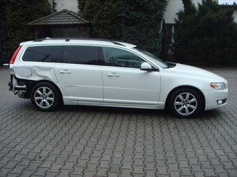 Volvo V70 II T5 2.0 R5 157kw bifuel ba+cng 2014 - 2