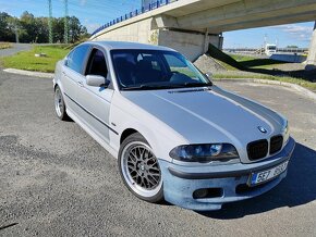 BMW E46 328i sedan - 2