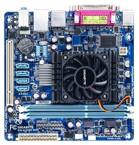 GIGABYTE GA-E350N, 4GB DDR3, Licence Win10 - 2