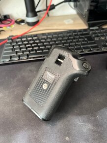 Battery Grip LP-E5 - 2