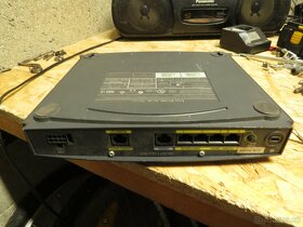 Router Cisco 806 - 2