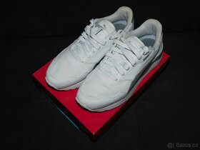 Dámské bílé sportovní boty Puma - 2