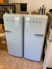 Smeg FAB28 lednice - pastelově modrá, skvělý stav - 2